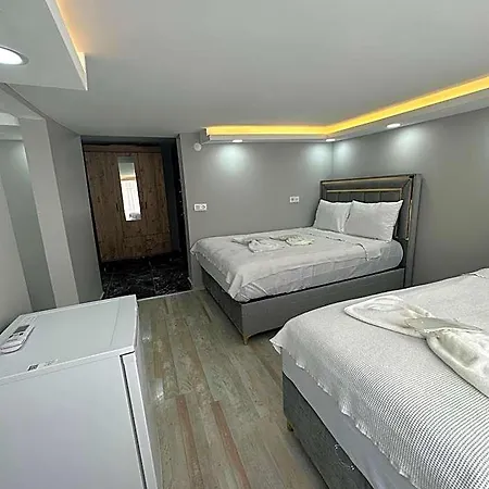 Immor Akkus Istanbul